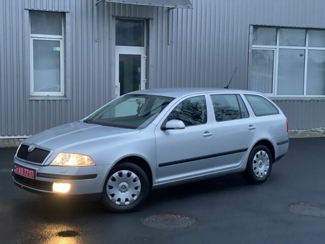 Серый Шкода Октавия, объемом двигателя 1.6 л и пробегом 197 тыс. км за 5999 $, фото 5 на Automoto.ua