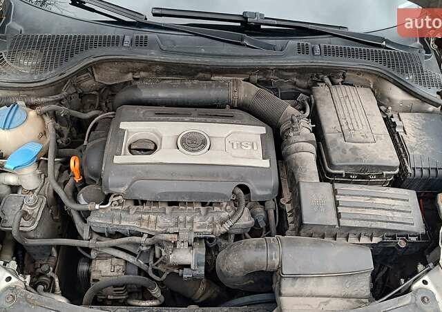 Серый Шкода Октавия, объемом двигателя 1.8 л и пробегом 274 тыс. км за 5850 $, фото 14 на Automoto.ua