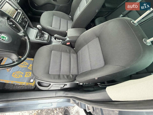 Сірий Шкода Октавія, об'ємом двигуна 1.6 л та пробігом 201 тис. км за 7599 $, фото 50 на Automoto.ua
