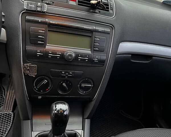 Серый Шкода Октавия, объемом двигателя 1.9 л и пробегом 278 тыс. км за 6000 $, фото 6 на Automoto.ua