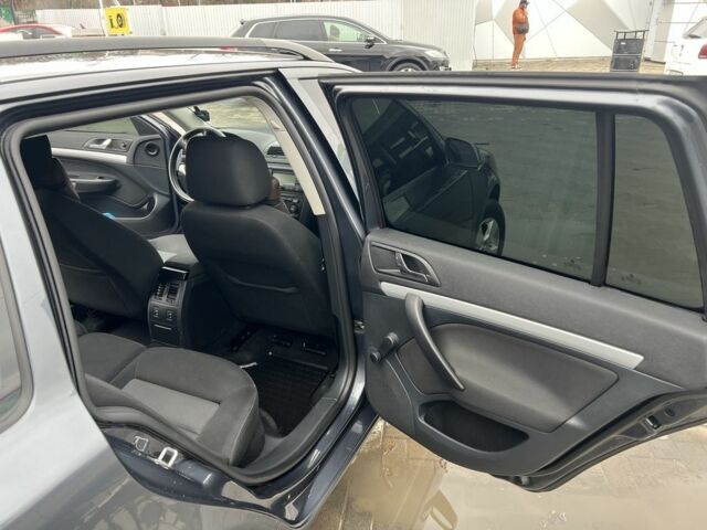 Сірий Шкода Октавія, об'ємом двигуна 1.6 л та пробігом 205 тис. км за 8500 $, фото 8 на Automoto.ua