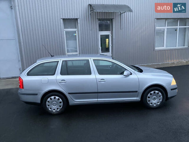 Серый Шкода Октавия, объемом двигателя 1.6 л и пробегом 197 тыс. км за 5999 $, фото 12 на Automoto.ua