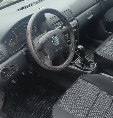 Сірий Шкода Октавія, об'ємом двигуна 0 л та пробігом 299 тис. км за 5000 $, фото 7 на Automoto.ua