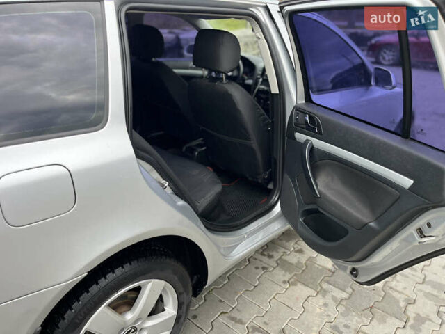 Сірий Шкода Октавія, об'ємом двигуна 1.6 л та пробігом 240 тис. км за 5850 $, фото 13 на Automoto.ua