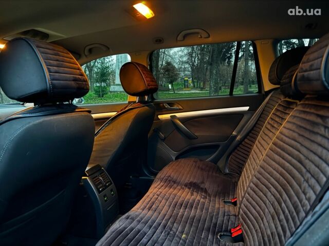 Сірий Шкода Октавія, об'ємом двигуна 2 л та пробігом 338 тис. км за 6890 $, фото 17 на Automoto.ua