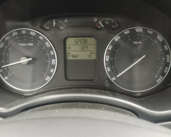 Сірий Шкода Октавія, об'ємом двигуна 1.6 л та пробігом 277 тис. км за 5800 $, фото 5 на Automoto.ua