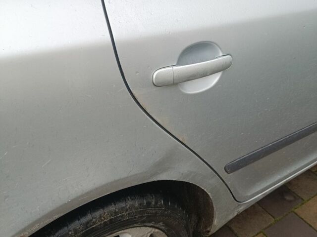 Шкода Октавия 2008 в Калуше на Automoto.ua Серый Шкода Октавия, объемом двигателя 1.9 л и пробегом 360 тыс. км за 5200 $, фото 5 на Automoto.ua