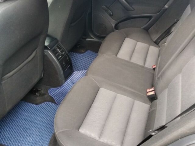 Серый Шкода Октавия, объемом двигателя 1.6 л и пробегом 246 тыс. км за 5950 $, фото 6 на Automoto.ua