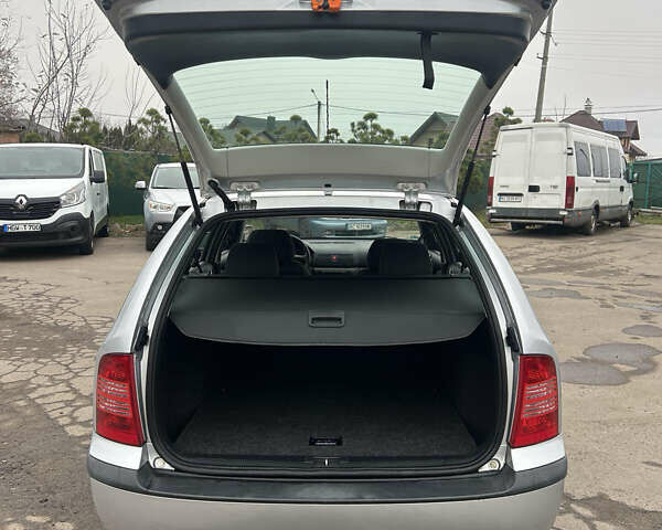 Серый Шкода Октавия, объемом двигателя 1.6 л и пробегом 161 тыс. км за 5650 $, фото 7 на Automoto.ua