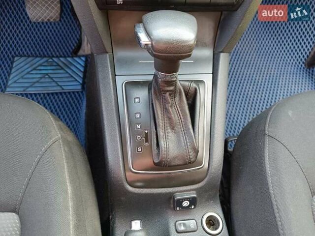 Серый Шкода Октавия, объемом двигателя 1.6 л и пробегом 270 тыс. км за 5600 $, фото 6 на Automoto.ua