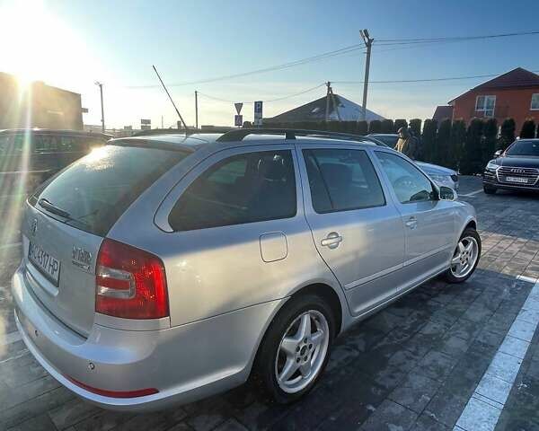 Серый Шкода Октавия, объемом двигателя 1.97 л и пробегом 302 тыс. км за 6300 $, фото 7 на Automoto.ua