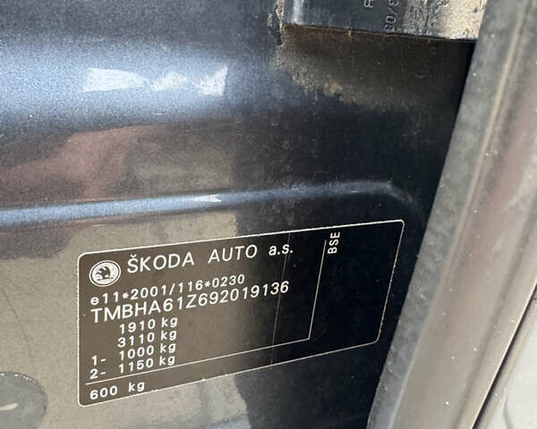 Серый Шкода Октавия, объемом двигателя 1.6 л и пробегом 249 тыс. км за 5999 $, фото 32 на Automoto.ua