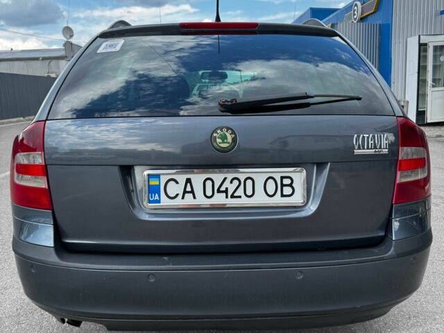 Серый Шкода Октавия, объемом двигателя 1.6 л и пробегом 242 тыс. км за 6400 $, фото 5 на Automoto.ua