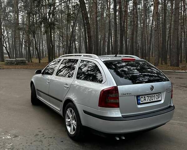 Серый Шкода Октавия, объемом двигателя 1.9 л и пробегом 315 тыс. км за 6300 $, фото 3 на Automoto.ua