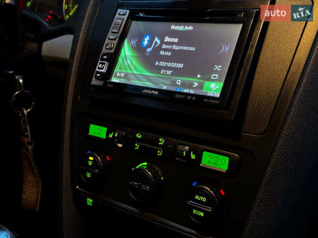 Серый Шкода Октавия, объемом двигателя 2 л и пробегом 338 тыс. км за 6890 $, фото 25 на Automoto.ua