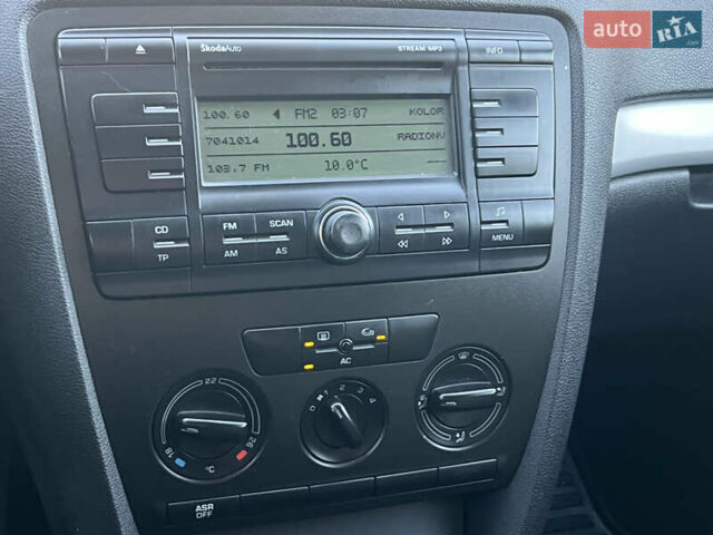 Сірий Шкода Октавія, об'ємом двигуна 1.6 л та пробігом 190 тис. км за 6500 $, фото 41 на Automoto.ua