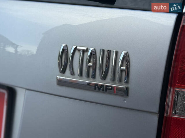 Сірий Шкода Октавія, об'ємом двигуна 1.6 л та пробігом 214 тис. км за 6950 $, фото 26 на Automoto.ua