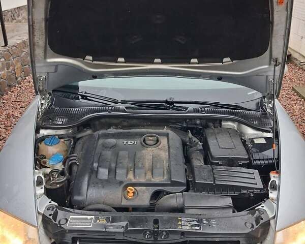 Сірий Шкода Октавія, об'ємом двигуна 1.9 л та пробігом 285 тис. км за 6700 $, фото 19 на Automoto.ua