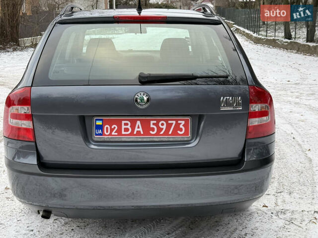 Серый Шкода Октавия, объемом двигателя 1.6 л и пробегом 273 тыс. км за 6250 $, фото 7 на Automoto.ua