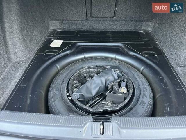 Сірий Шкода Октавія, об'ємом двигуна 1.6 л та пробігом 214 тис. км за 5750 $, фото 10 на Automoto.ua