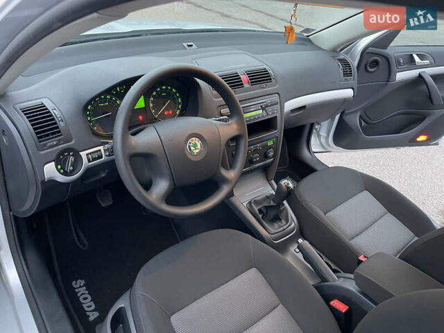 Серый Шкода Октавия, объемом двигателя 1.6 л и пробегом 39 тыс. км за 10150 $, фото 38 на Automoto.ua