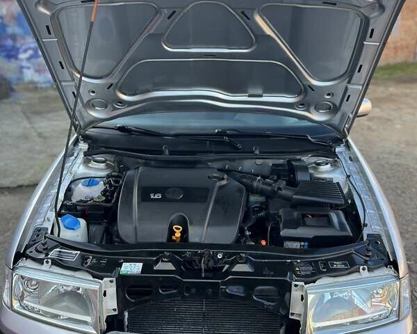 Сірий Шкода Октавія, об'ємом двигуна 1.6 л та пробігом 162 тис. км за 6300 $, фото 67 на Automoto.ua