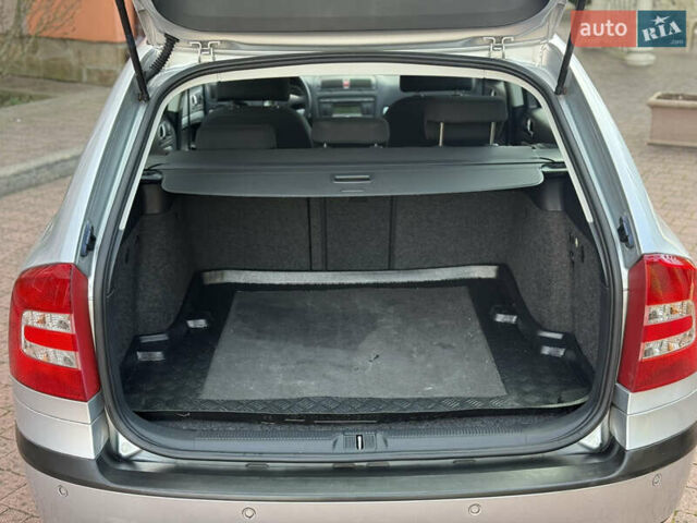 Сірий Шкода Октавія, об'ємом двигуна 1.6 л та пробігом 214 тис. км за 6950 $, фото 63 на Automoto.ua