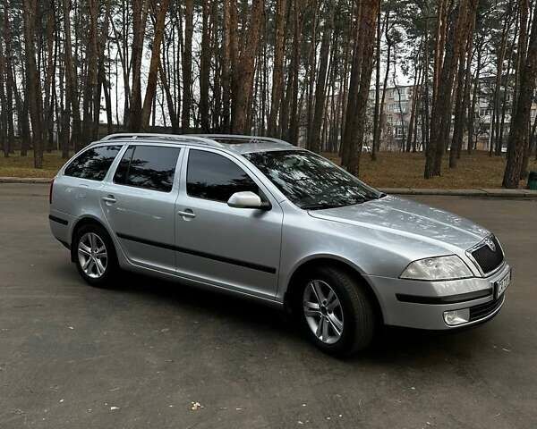 Серый Шкода Октавия, объемом двигателя 1.9 л и пробегом 315 тыс. км за 6300 $, фото 4 на Automoto.ua