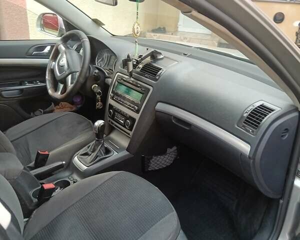 Серый Шкода Октавия, объемом двигателя 1.9 л и пробегом 311 тыс. км за 6700 $, фото 16 на Automoto.ua