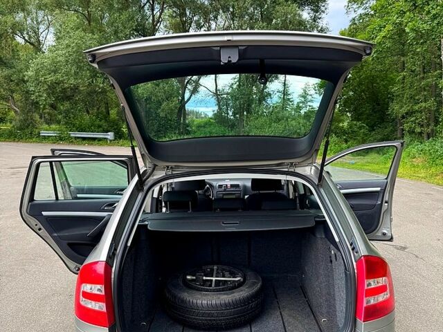 Серый Шкода Октавия, объемом двигателя 1.6 л и пробегом 270 тыс. км за 5900 $, фото 11 на Automoto.ua