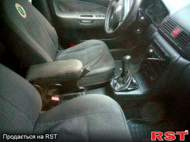 Серый Шкода Октавия, объемом двигателя 1.6 л и пробегом 290 тыс. км за 5700 $, фото 1 на Automoto.ua