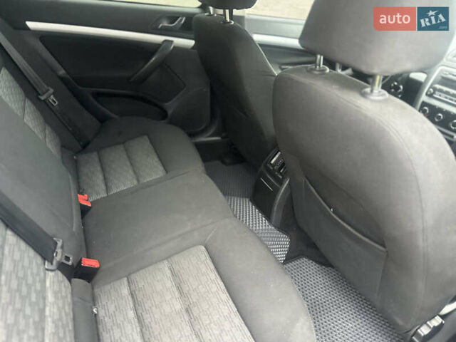 Серый Шкода Октавия, объемом двигателя 1.9 л и пробегом 287 тыс. км за 9000 $, фото 11 на Automoto.ua