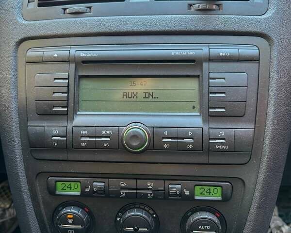 Серый Шкода Октавия, объемом двигателя 1.8 л и пробегом 305 тыс. км за 4999 $, фото 6 на Automoto.ua