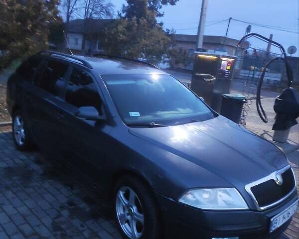 Серый Шкода Октавия, объемом двигателя 1.9 л и пробегом 310 тыс. км за 7100 $, фото 2 на Automoto.ua