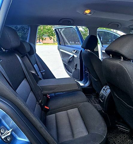 Сірий Шкода Октавія, об'ємом двигуна 1.6 л та пробігом 210 тис. км за 5600 $, фото 10 на Automoto.ua