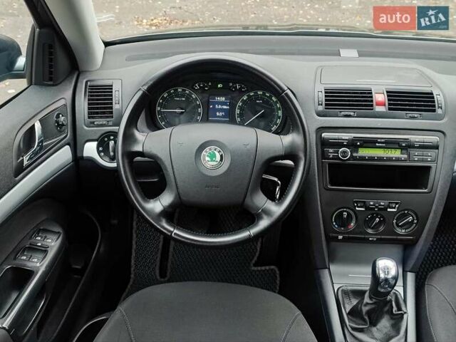 Сірий Шкода Октавія, об'ємом двигуна 1.9 л та пробігом 240 тис. км за 6800 $, фото 31 на Automoto.ua