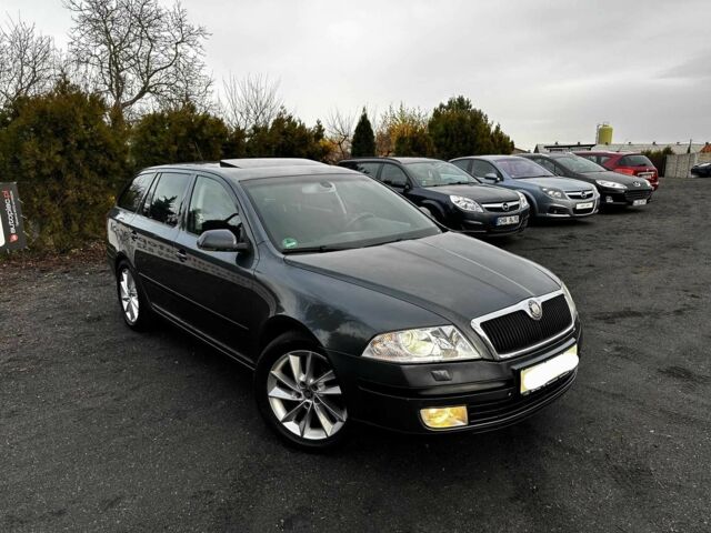 Сірий Шкода Октавія, об'ємом двигуна 2 л та пробігом 235 тис. км за 2100 $, фото 2 на Automoto.ua