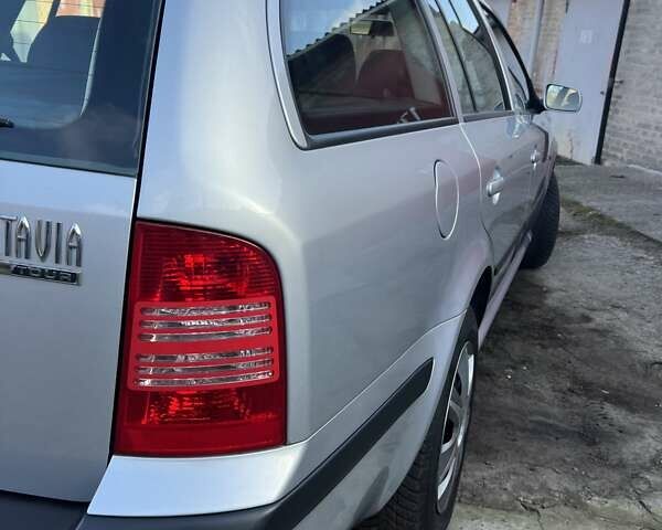 Сірий Шкода Октавія, об'ємом двигуна 1.6 л та пробігом 162 тис. км за 6300 $, фото 14 на Automoto.ua