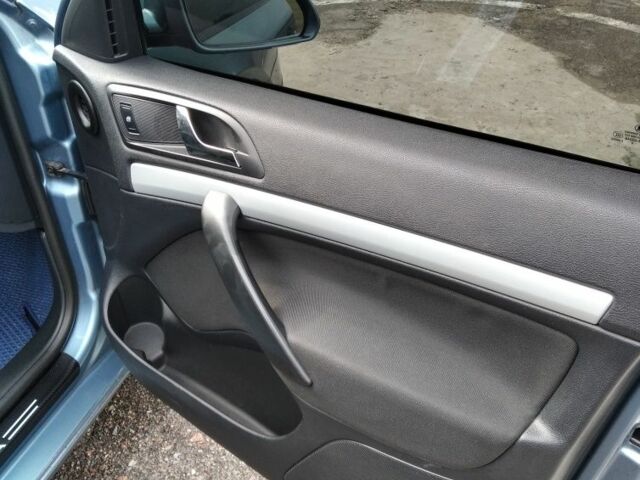 Серый Шкода Октавия, объемом двигателя 1.6 л и пробегом 246 тыс. км за 5950 $, фото 10 на Automoto.ua