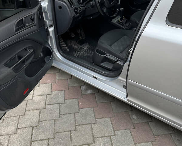 Сірий Шкода Октавія, об'ємом двигуна 1.9 л та пробігом 330 тис. км за 6500 $, фото 10 на Automoto.ua