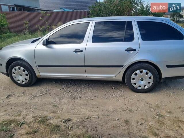 Сірий Шкода Октавія, об'ємом двигуна 1.6 л та пробігом 390 тис. км за 4444 $, фото 6 на Automoto.ua