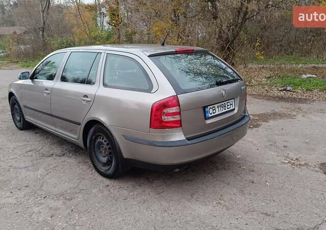 Серый Шкода Октавия, объемом двигателя 1.8 л и пробегом 274 тыс. км за 5850 $, фото 5 на Automoto.ua