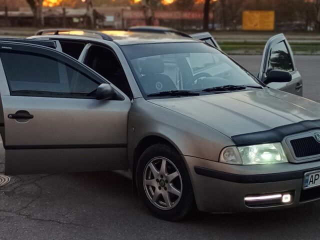 Серый Шкода Октавия, объемом двигателя 1.6 л и пробегом 270 тыс. км за 4500 $, фото 3 на Automoto.ua