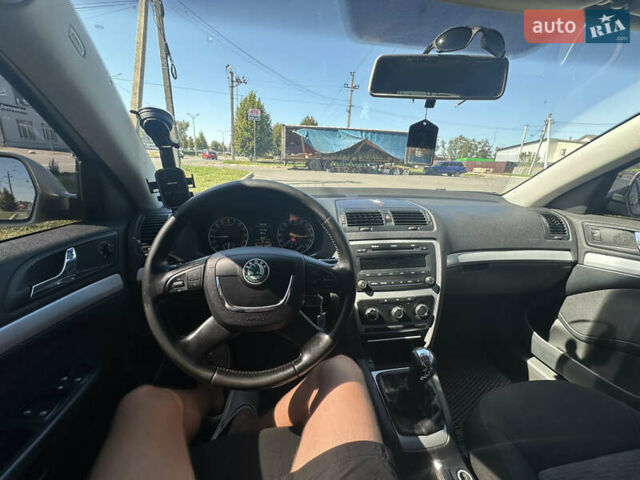 Серый Шкода Октавия, объемом двигателя 1.9 л и пробегом 284 тыс. км за 7750 $, фото 1 на Automoto.ua