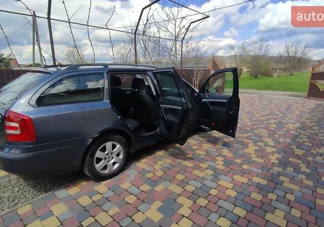 Серый Шкода Октавия, объемом двигателя 1.9 л и пробегом 370 тыс. км за 6299 $, фото 5 на Automoto.ua