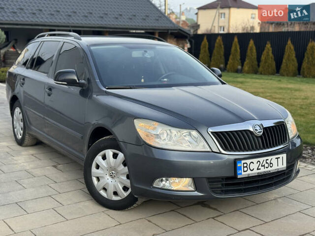 Серый Шкода Октавия, объемом двигателя 1.6 л и пробегом 249 тыс. км за 5999 $, фото 3 на Automoto.ua