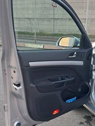 Серый Шкода Октавия, объемом двигателя 1.9 л и пробегом 163 тыс. км за 6600 $, фото 8 на Automoto.ua