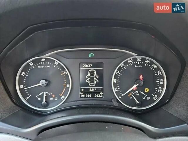 Серый Шкода Октавия, объемом двигателя 1.8 л и пробегом 200 тыс. км за 9100 $, фото 47 на Automoto.ua