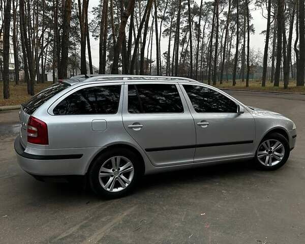 Серый Шкода Октавия, объемом двигателя 1.9 л и пробегом 315 тыс. км за 6300 $, фото 7 на Automoto.ua