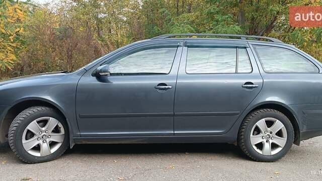 Серый Шкода Октавия, объемом двигателя 1.6 л и пробегом 270 тыс. км за 6400 $, фото 7 на Automoto.ua